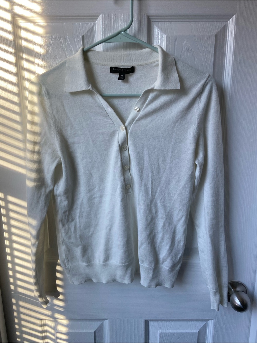 Banana Republic White V-Neck Button Cardigan